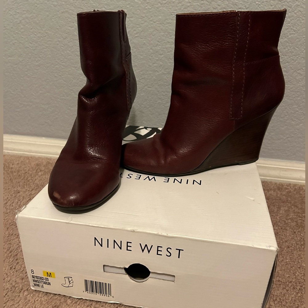 Nine West Women's Gottarun Wedge Boot, size 8